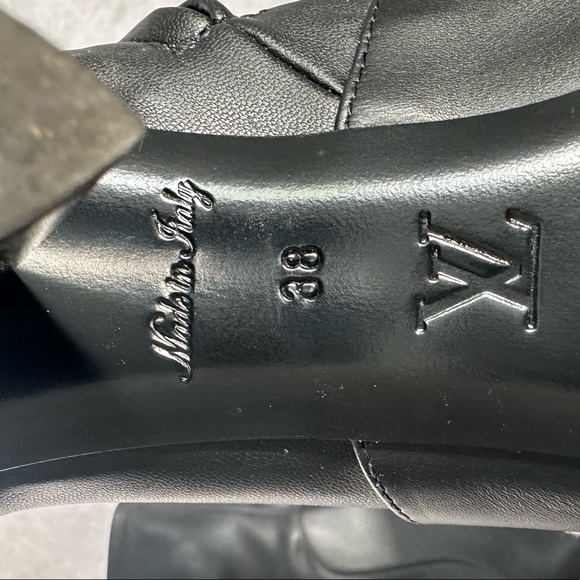 Louis Vuitton Silhouette Ankle Boot - Picture 4 of 7